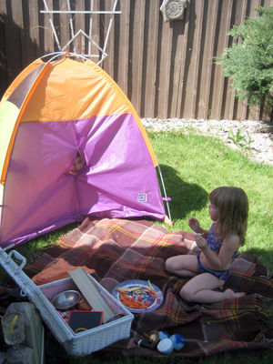 Picnic on the lawn (can you see Lukas peeking out of the tent? Hehe!)