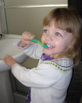 Brushing teeth @ the new house (#2)